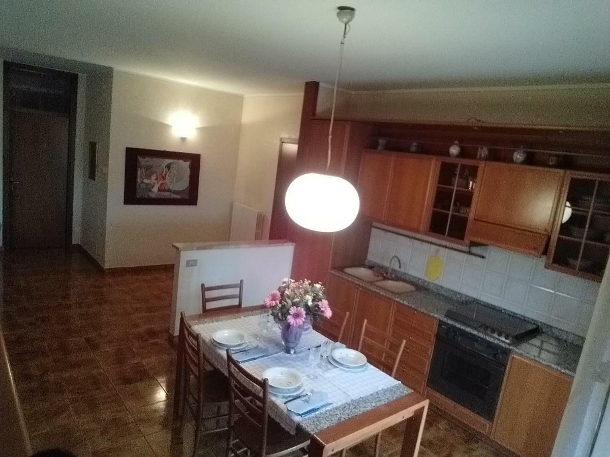 Apartament Casa Vacanze Niko Ap Cir Cni00247 Sirmione Zewnętrze zdjęcie